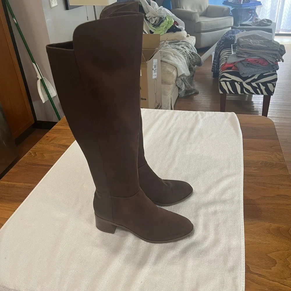 Crown & Ivy Brown Faux Suede Over The Knee Tall Block Heel Boots Womens 9M